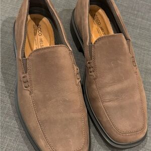 Ecco Men  Tan Leather Slip-On Loafers